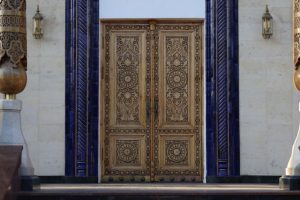 inspirasi pintu ukir